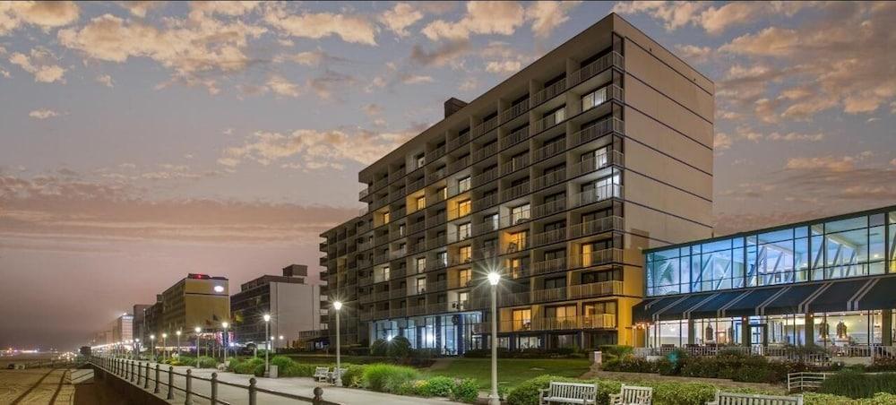 Coastal Hotel & Suites Virginia Beach - Oceanfront Esterno foto
