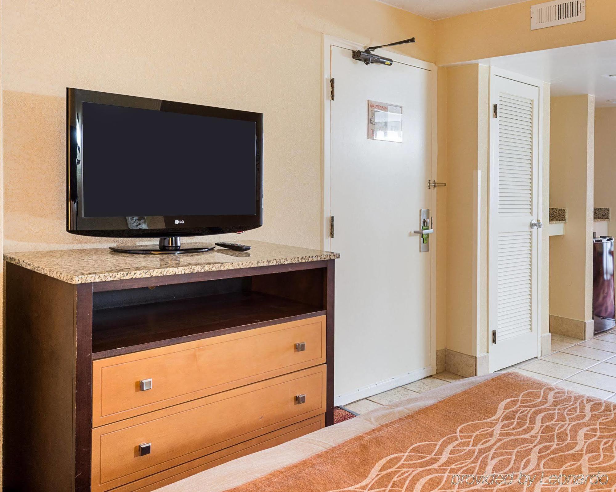 Coastal Hotel & Suites Virginia Beach - Oceanfront Esterno foto