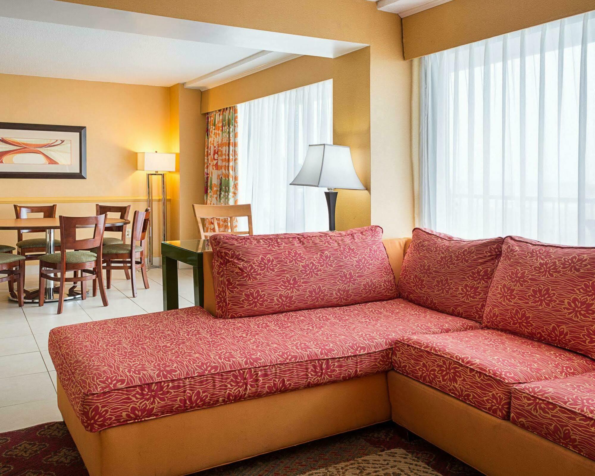 Coastal Hotel & Suites Virginia Beach - Oceanfront Esterno foto